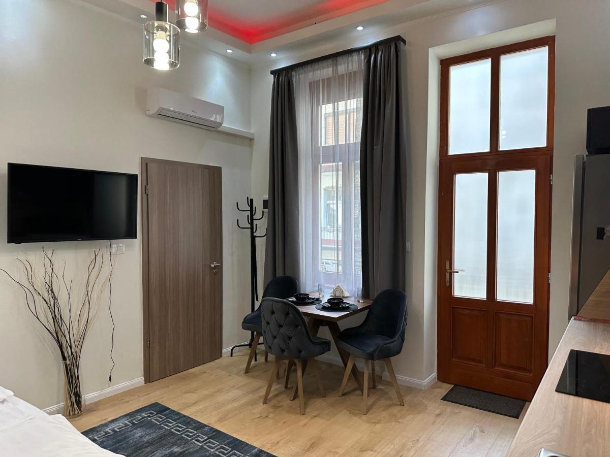 Lizu Apartmant Budapest Exterior photo